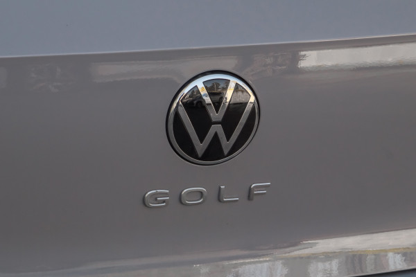 2025 Volkswagen Golf 8.5 110TSI R-Line Hatch Image 18
