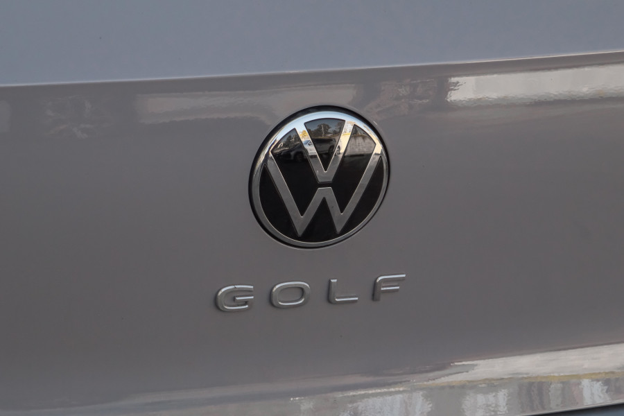 2025 Volkswagen Golf 8.5 110TSI R-Line Hatch Image 18