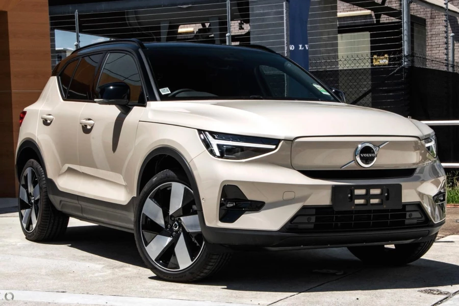 2026 MY27 Volvo EX40  Ultra Single Motor Extended Range SUV Image 1