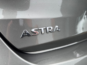 2017 Holden Astra BK R Hatch