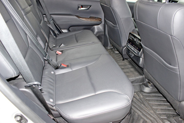 2022 Toyota LandCruiser FJA300R VX SUV Image 9