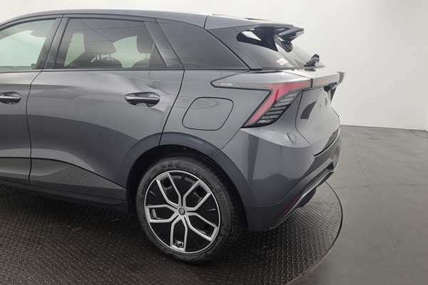 2024 MG MG4 MEH32 Essence 64 150kW Hatch Image 5