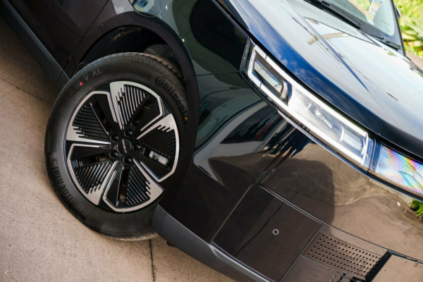 2026 Jaecoo J5  EV Summit SUV Image 6