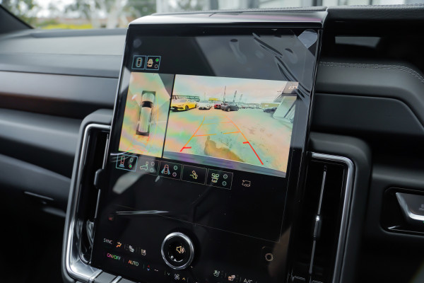 2025 GMC Yukon  Denali Wagon Image 32
