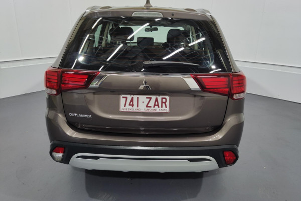 2019 Mitsubishi Outlander ZL ES Wagon Image 5