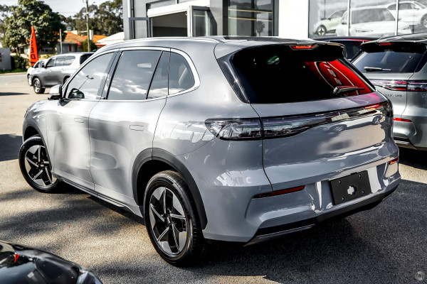 2026 MY27 Geely EX5 E245 Complete Extended Range SUV Image 5