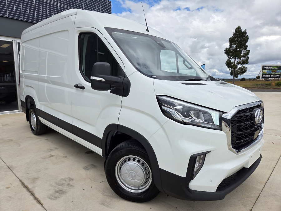 2026 MY24 LDV Deliver 9 Mid Roof MWB Van Image 1