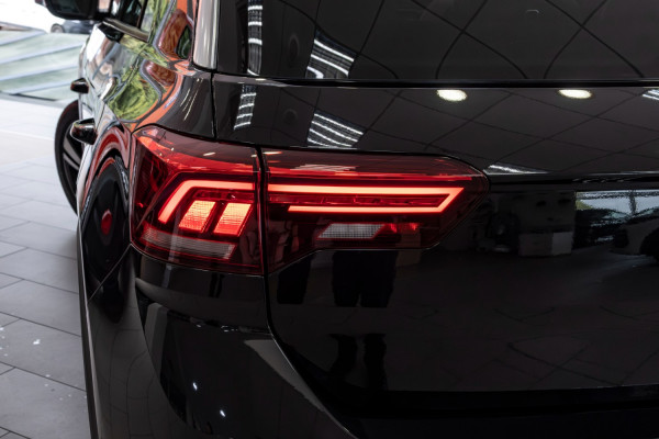 2025 Volkswagen T-Roc 140TSI R-Line SUV image 21