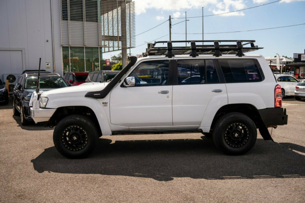 2015 Nissan Patrol GU 9 ST SUV Image 4