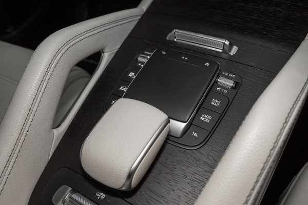 2022 Mercedes-Benz GLS-Class GLS400 d SUV Image 18