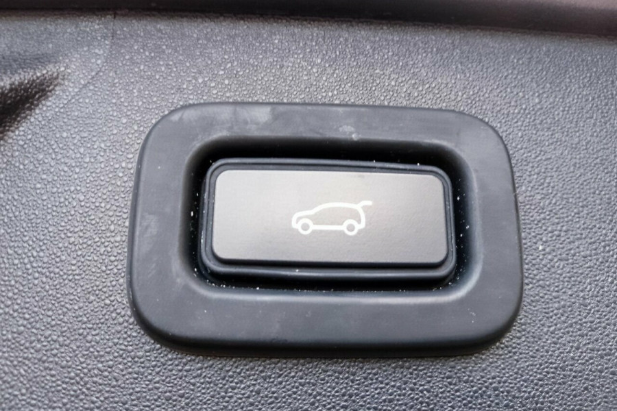 2020 Land Rover Discovery Sport L550 P200 R-Dynamic S SUV Image 18
