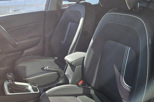 2026 Hyundai Venue QX.V5 Active SUV Image 7
