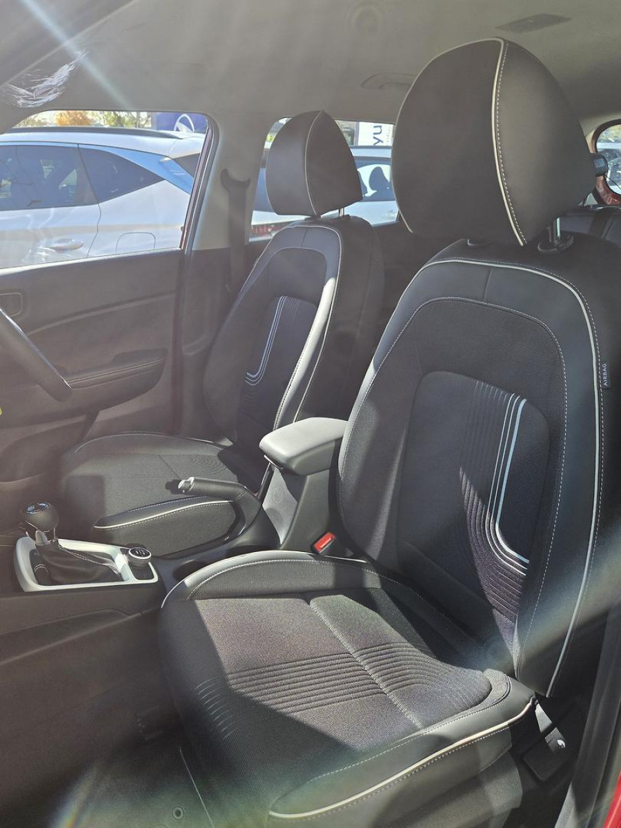 2026 Hyundai Venue QX.V5 Active SUV Image 7