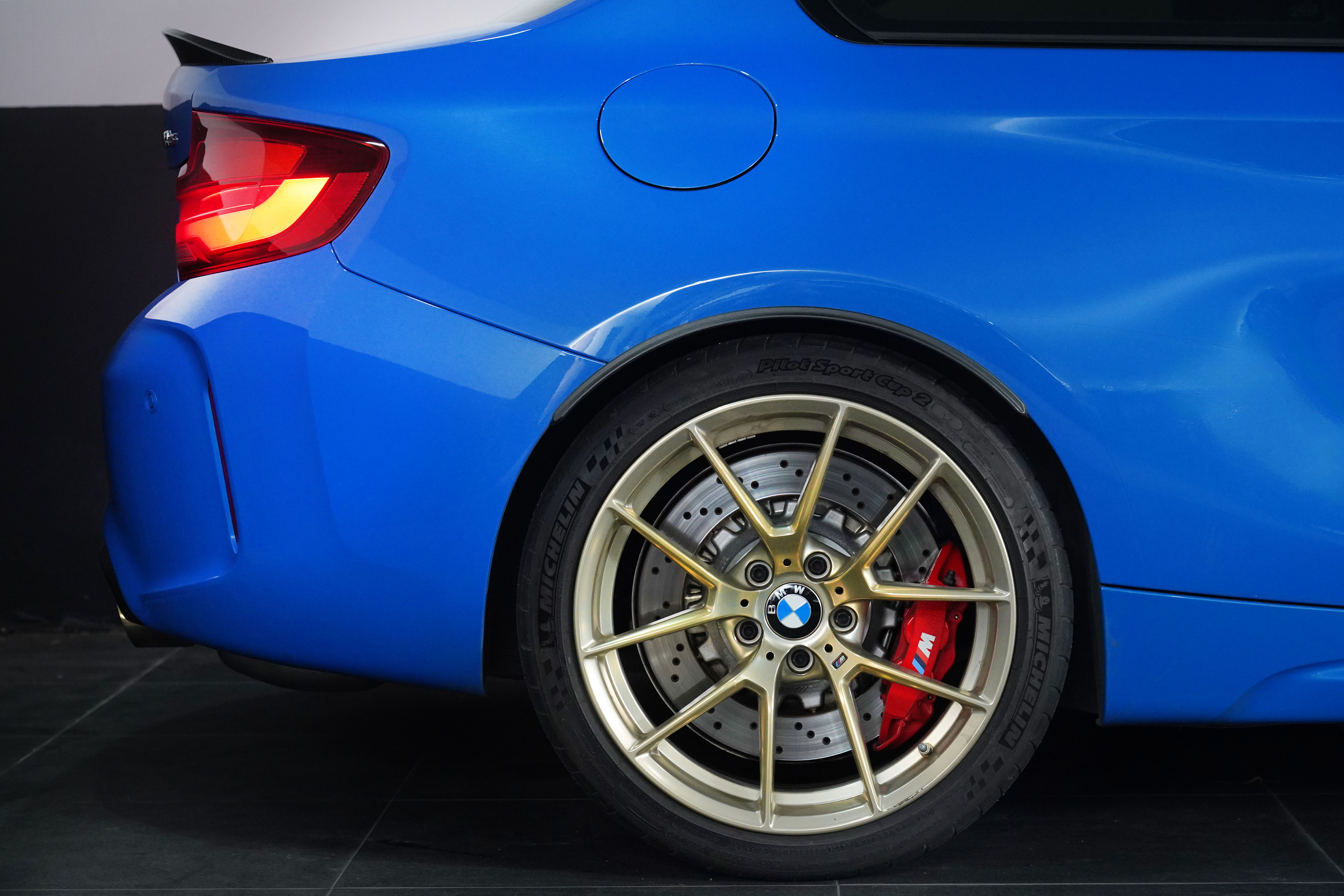 2020 BMW M2 Cs Coupe Image 16