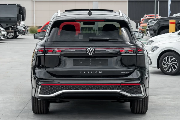 2026 Volkswagen Tiguan CT 195TSI R-Line SUV Image 5