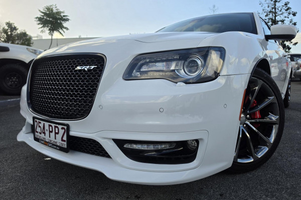 2017 Chrysler 300 LX SRT Sedan Image 2