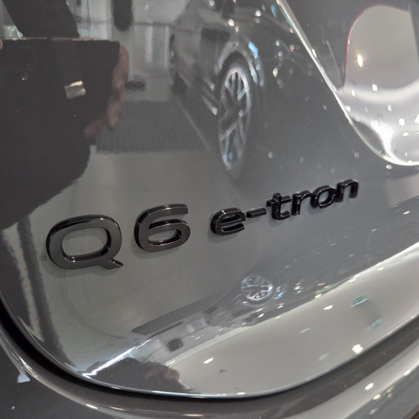2026 Audi Q6 e-tron SUV image 6