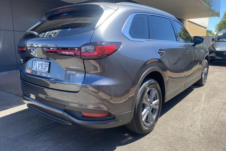 2024 Mazda CX-80 KL G40e Touring SUV Image 9
