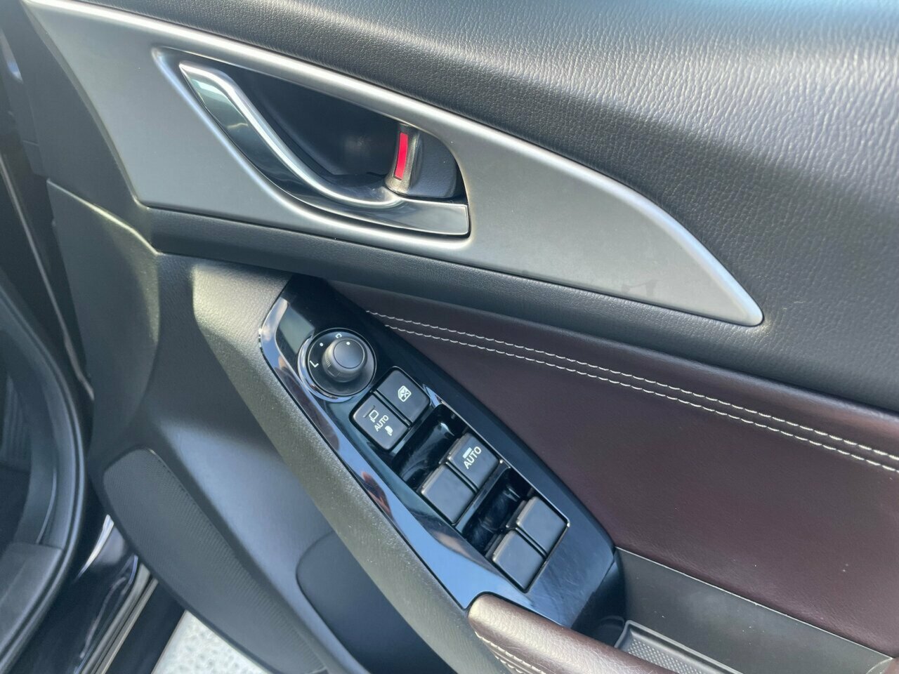 2017 Mazda 3 BN5278 Touring Sedan Image 14