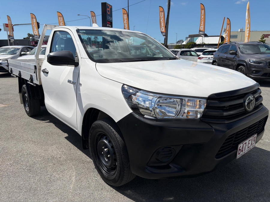 2022 Toyota HiLux TGN121R WorkMate Cab Chassis Image 4