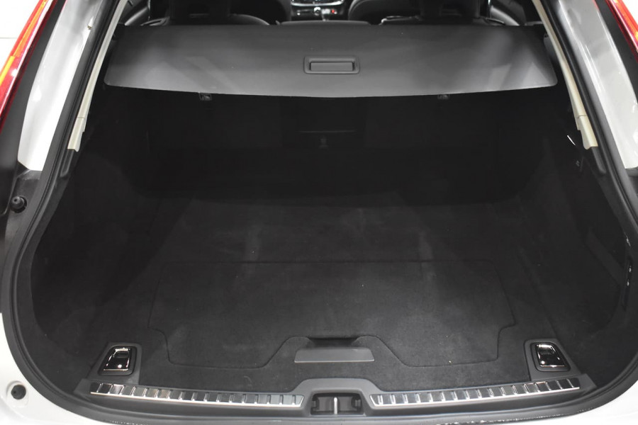 2019 Volvo V90 Cross Country (No Series) MY19 D5 Wagon Image 20