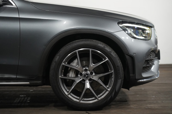 2021 Mercedes-Benz GLC-Class GLC300 SUV image 5