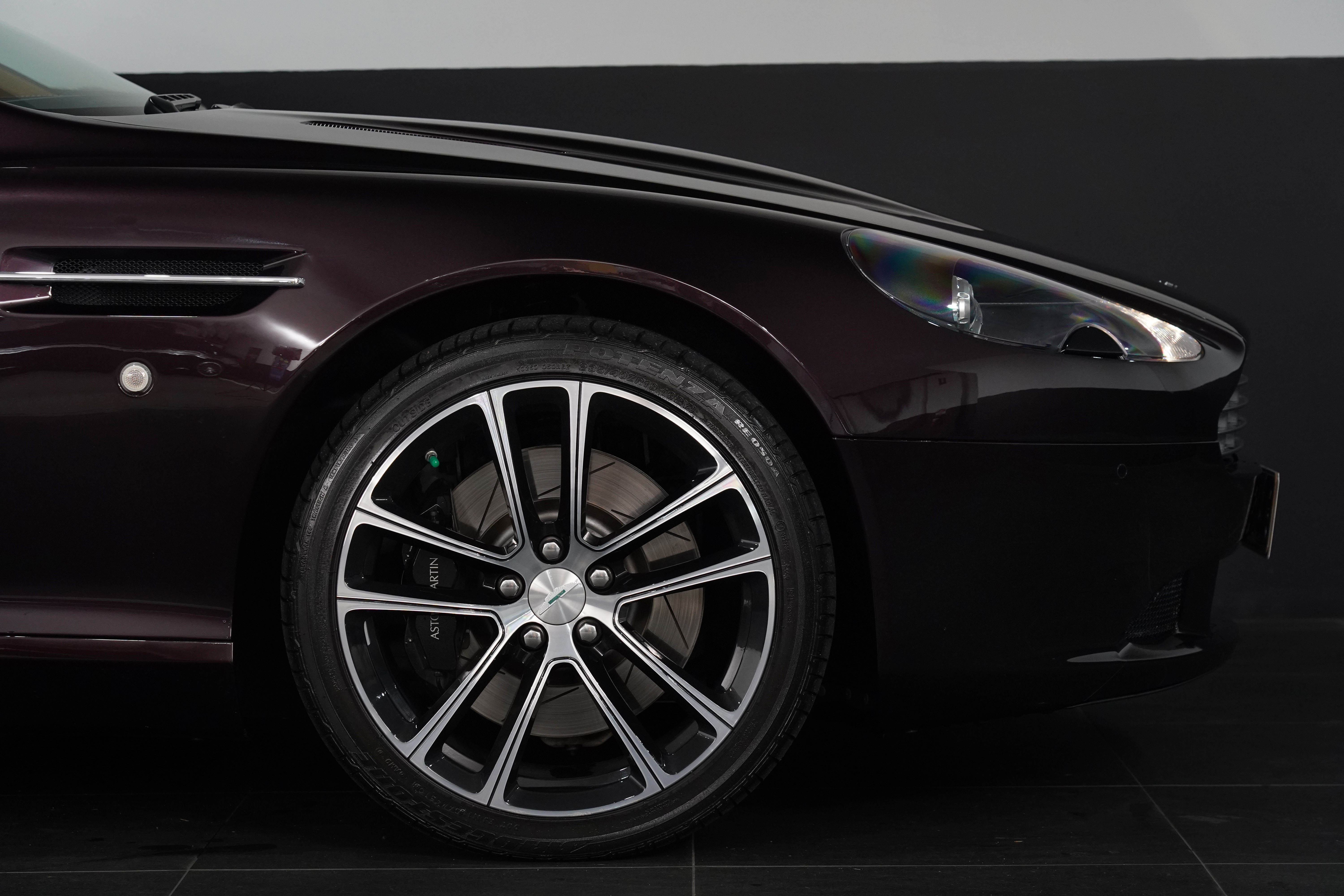 2012 Aston Martin Db9 Sport Edition Coupe Image 12
