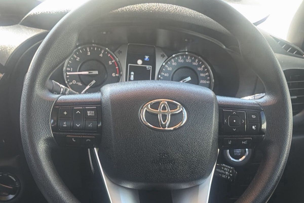 2024 Toyota HiLux GUN126R SR 48V Ute Image 12