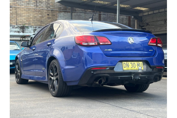 2016 Holden Commodore VF Series II SV6 Black Sedan Image 5