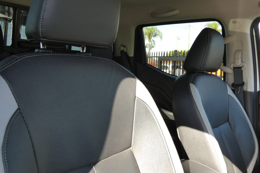 2017 Nissan Navara D23 SERIES II ST 4X4 Ute Image 15