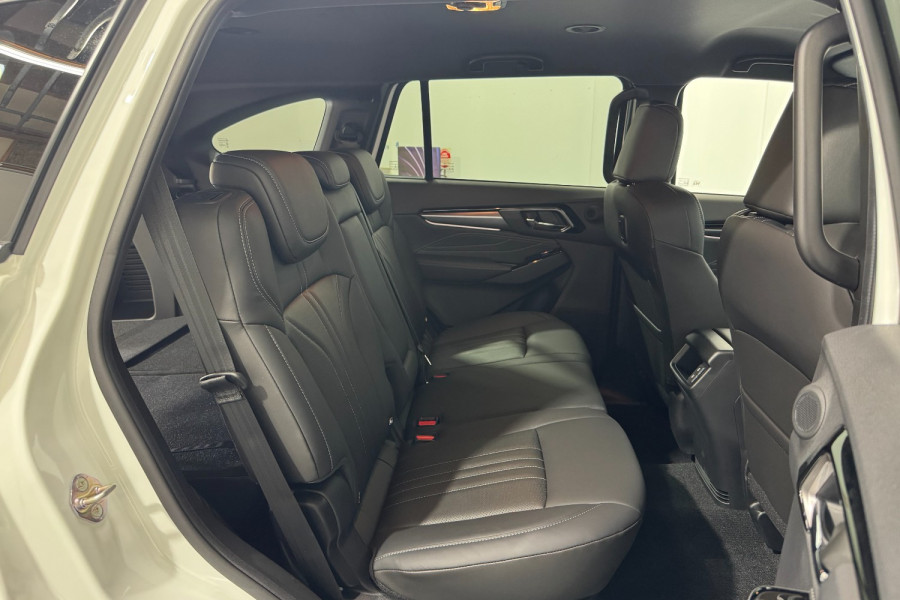 2025 Isuzu Mux RJ MY25 LS-T Wagon Image 14