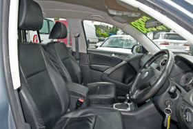 2008 Volkswagen Tiguan 5N 103TDI 4MOTION Suv