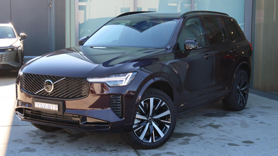 2025 MY26 Volvo XC90 L Series Plus T8 Plug-in Hybrid Dark SUV Image 4