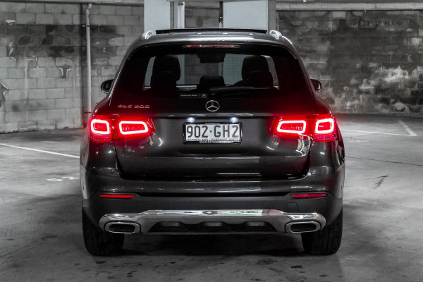 2022 Mercedes-Benz GLC-Class X253 GLC200 SUV image 5