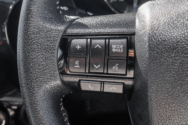 2025 Toyota HiLux GUN126R Rogue 48V Ute Image 11