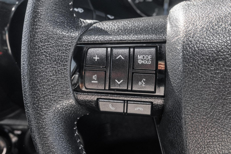 2025 Toyota HiLux GUN126R Rogue 48V Ute Image 11