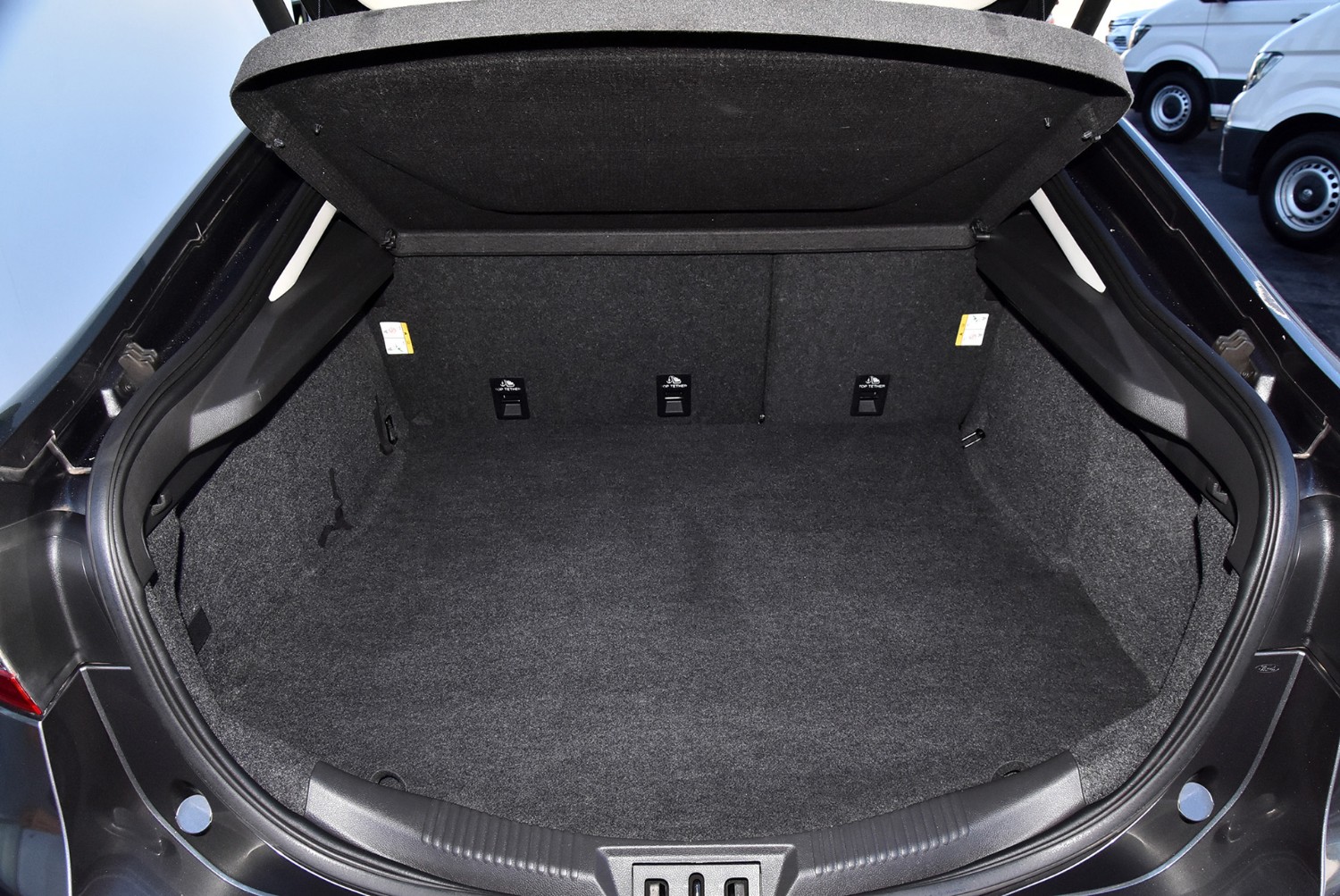 2015 Ford Mondeo MD Titanium Hatch Image 20