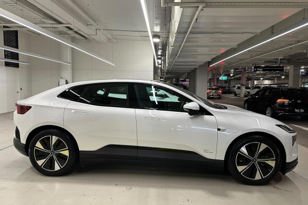 2025 Polestar 4  Long range Single motor Coupe Image 6