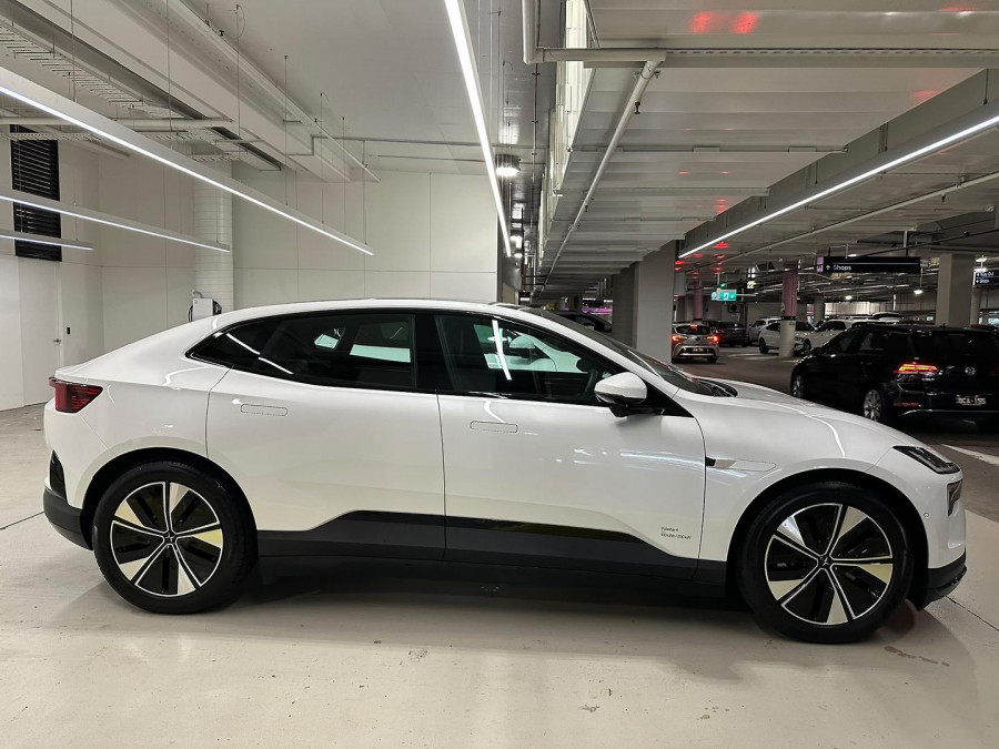 2025 Polestar 4  Long range Single motor Coupe Image 6