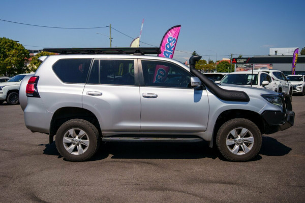 2018 Toyota LandCruiser Prado GDJ150R GXL SUV Image 4