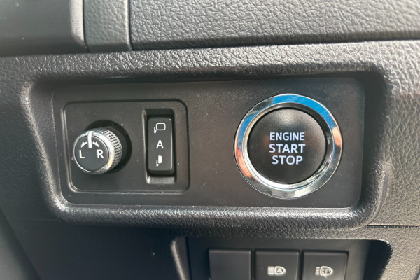 2022 Toyota LandCruiser Prado GDJ150R VX SUV Image 28