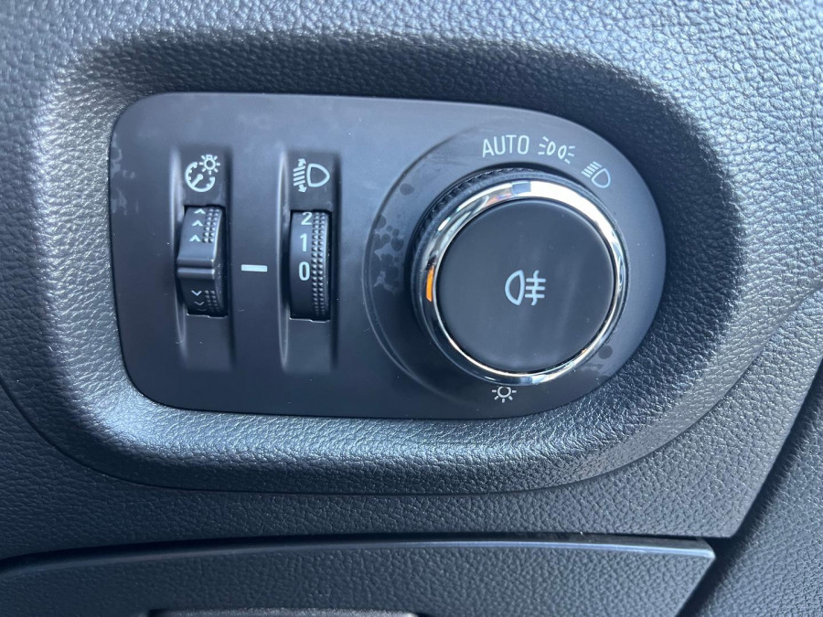 2018 MY18.5 Holden Astra BK R Hatch Image 16