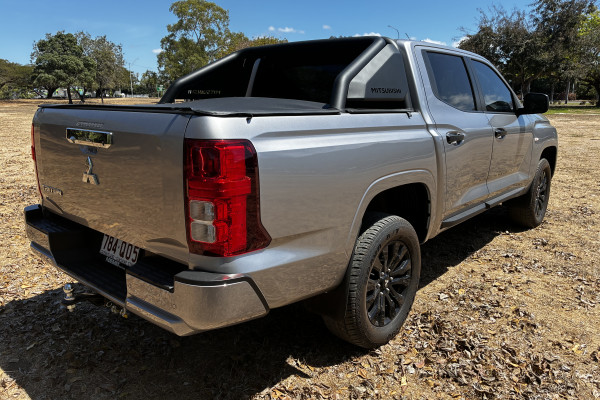 2025 Mitsubishi Triton MV GLX-R Ute Image 6