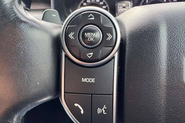 2018 Land Rover Discovery Series 5 HSE Luxury SUV Image 19
