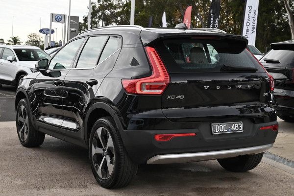 2024 MY25 Volvo XC40 XZ Ultra B4 Bright SUV Image 3