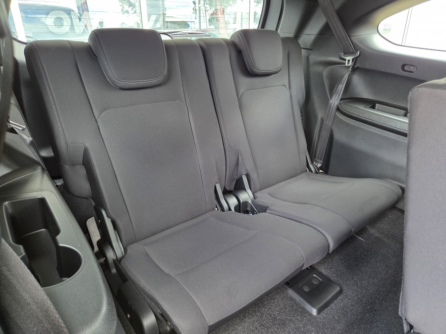 2026 Isuzu MU-X RJ LS-M SUV Image 11