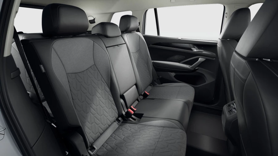 2025 Volkswagen Tayron R4 110TSI Life SUV Image 12