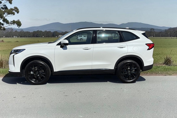 2025 GWM Haval H6 B01 Lux Hybrid SUV Image 4