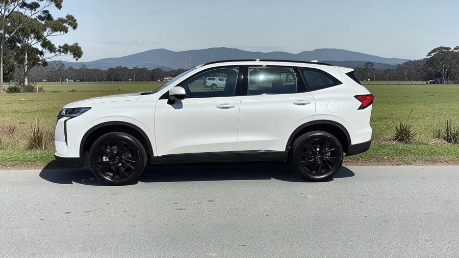 2025 GWM Haval H6 B01 Lux Hybrid SUV Image 4