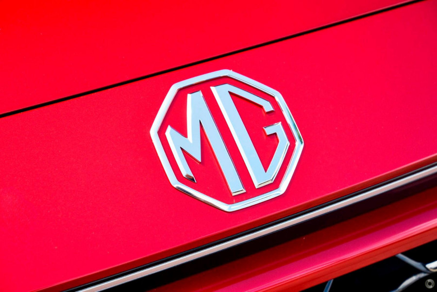 2025 MG ZS ZS32 Excite Hybrid+ SUV Image 11